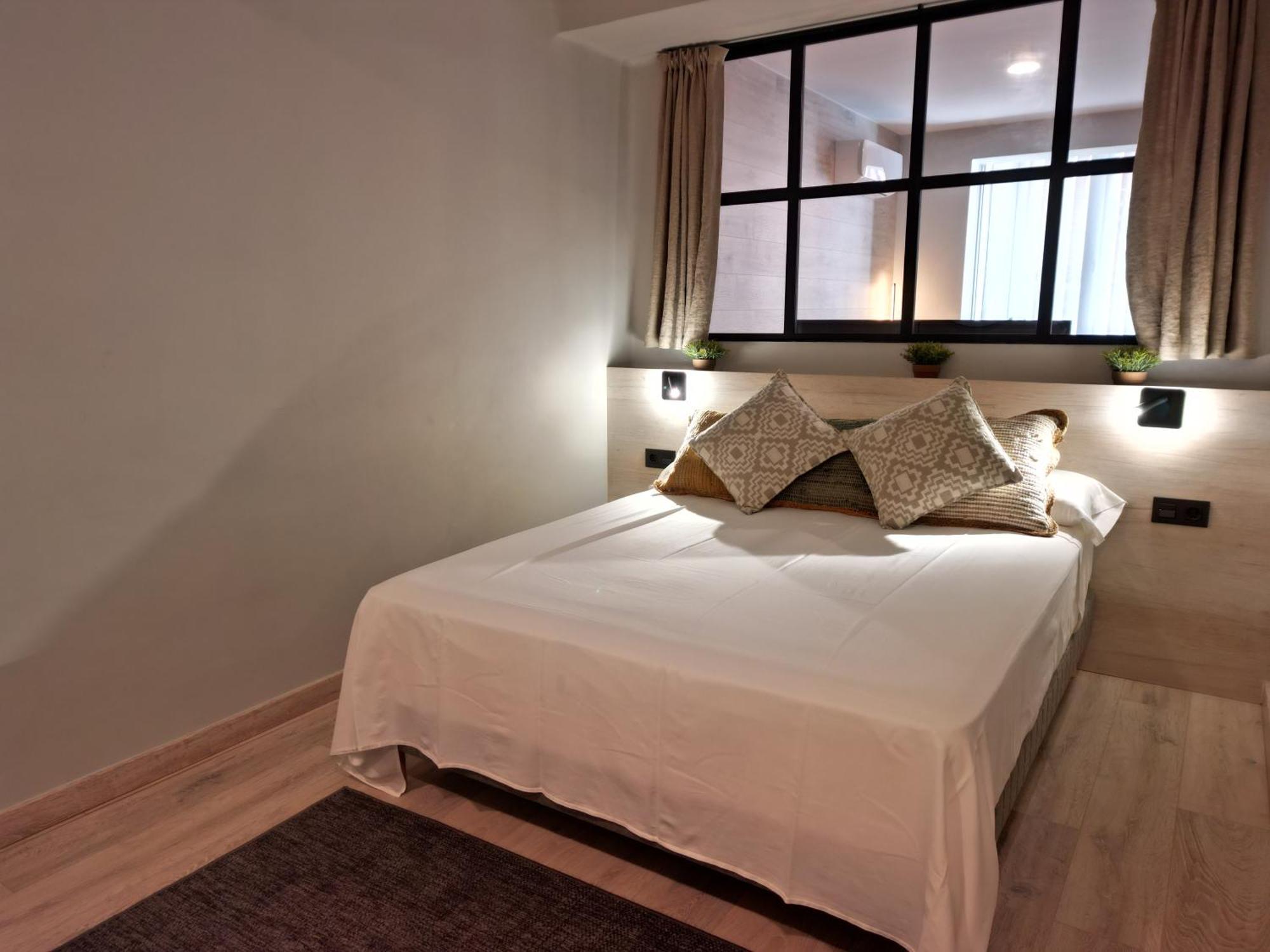 Apartaments Turistics Cardona III Zewnętrze zdjęcie